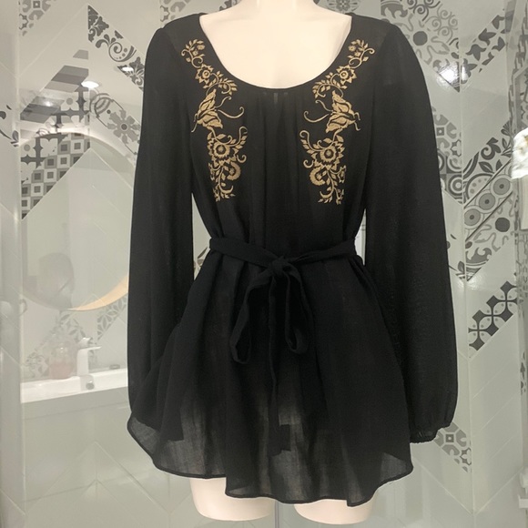 Guess by Marciano Tops - VTG Guess by Marciano Embroidered Wool Blend Georgette Top